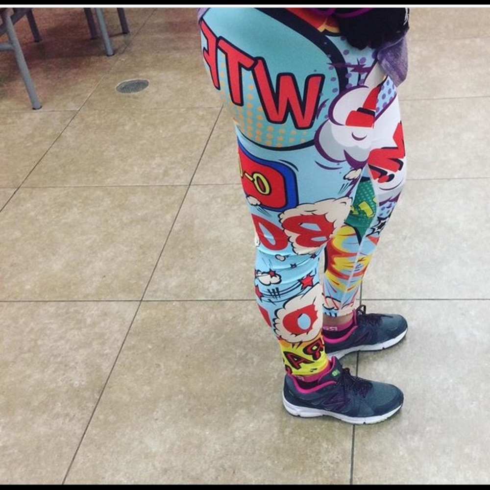GRRRL comic shero workout leggings